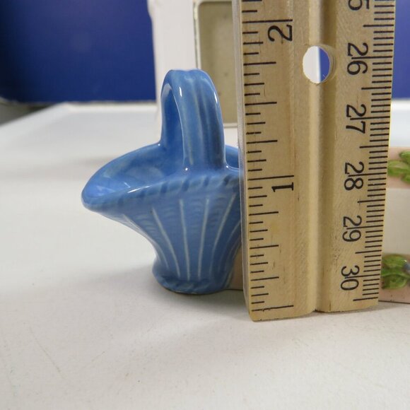 Ceramic White w Gold Picture Frame, (2) Ceramic Place cards Embossed Floral - Picture 8 of 14